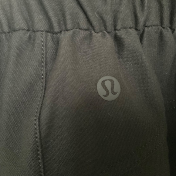 Lululemon Light Utilitech Cargo Pocket High-Rise Pant Cotton Blend Black Size 28 - Picture 10 of 15